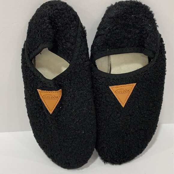 OZLOOK Black Fleece House Slippers Women’s Size 38/39 NWOT - Picture 1 of 4